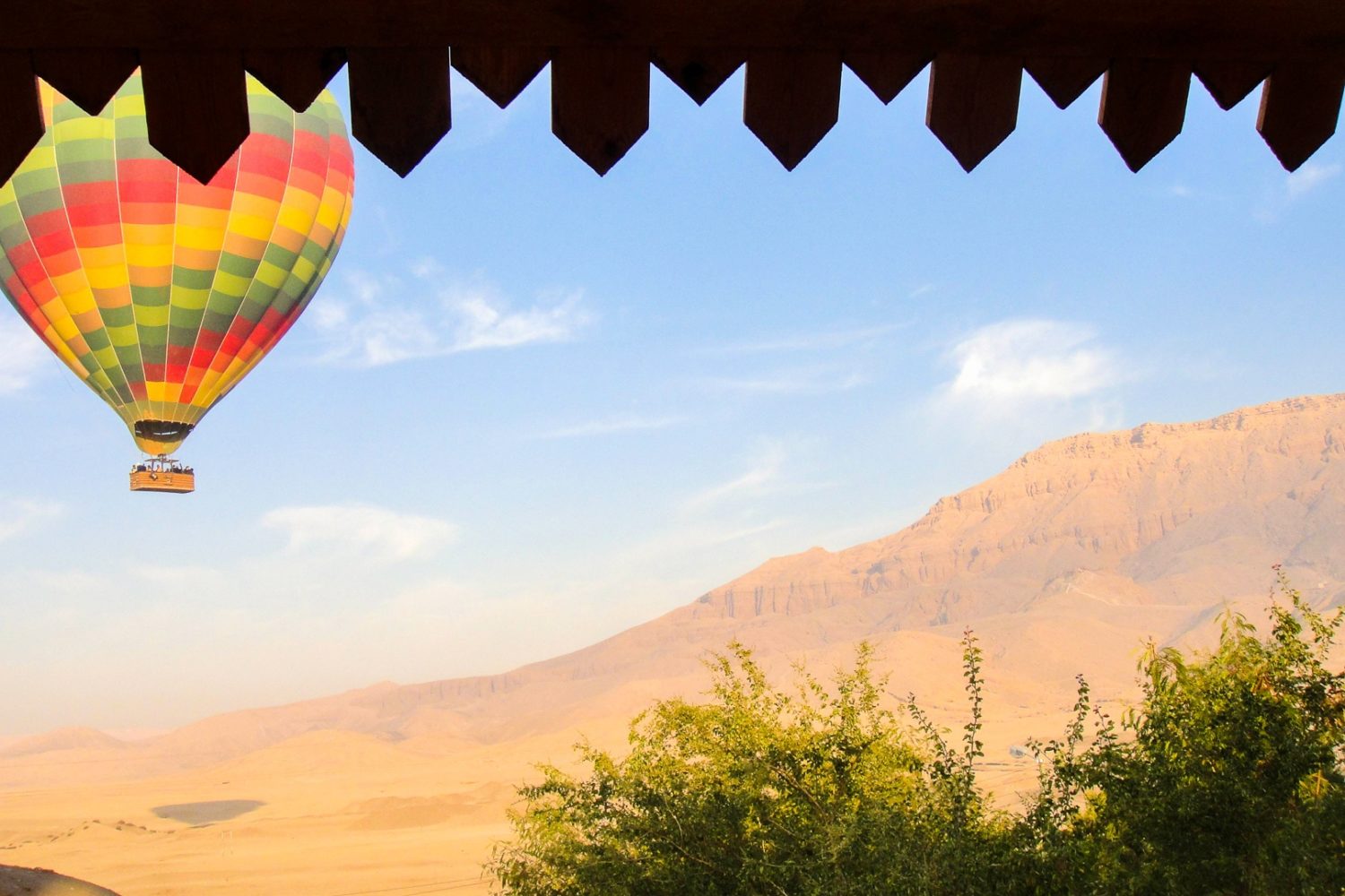 egypte-montgolfiere-paysage-aventure-interieure