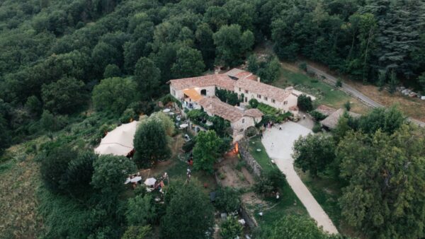 PAIEMENT - Au rythme de la nature : Hatha Yoga et marche dans les Cévennes<br>France Octobre 2025